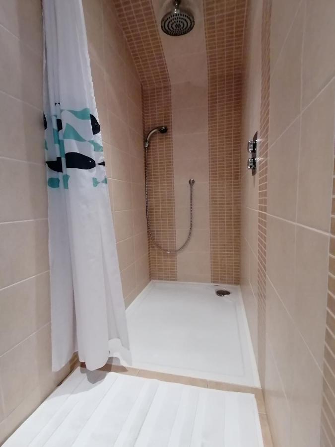 L'Atelier D'Arthur - Gite Chaleureux Avec Jacuzzi. Tenneville Eksteriør billede
